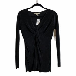 Jessica Simpson maternity blouse. Black. NWT.